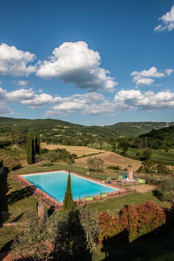 Il Colombaio Agriturismo Montegabbione Exteriör bild