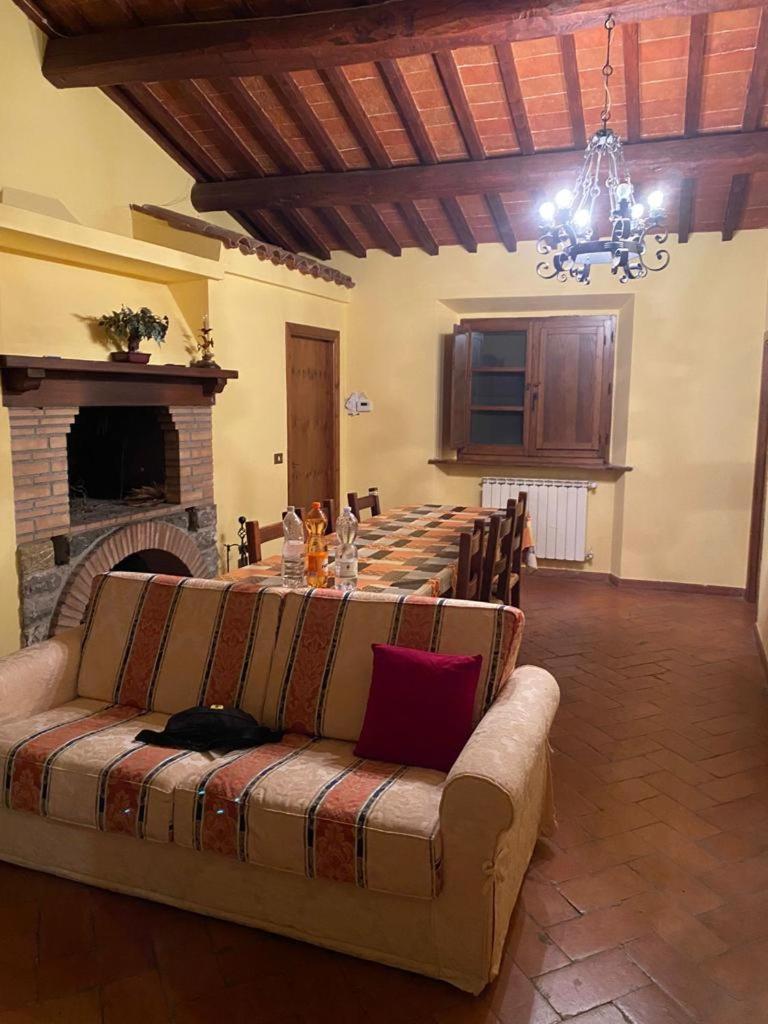 Il Colombaio Agriturismo Montegabbione Exteriör bild