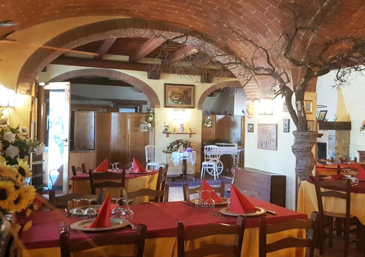 Il Colombaio Agriturismo Montegabbione Exteriör bild